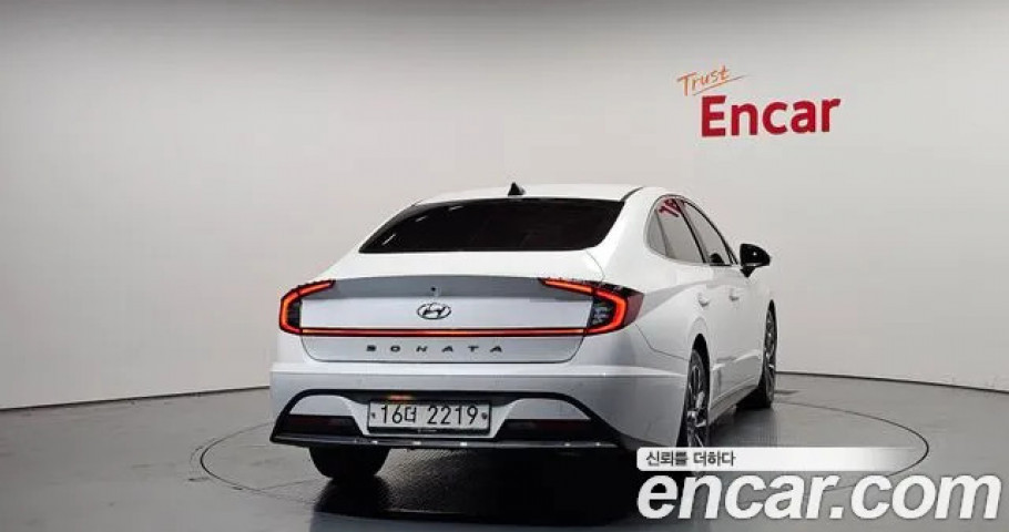 Hyundai Sonata 