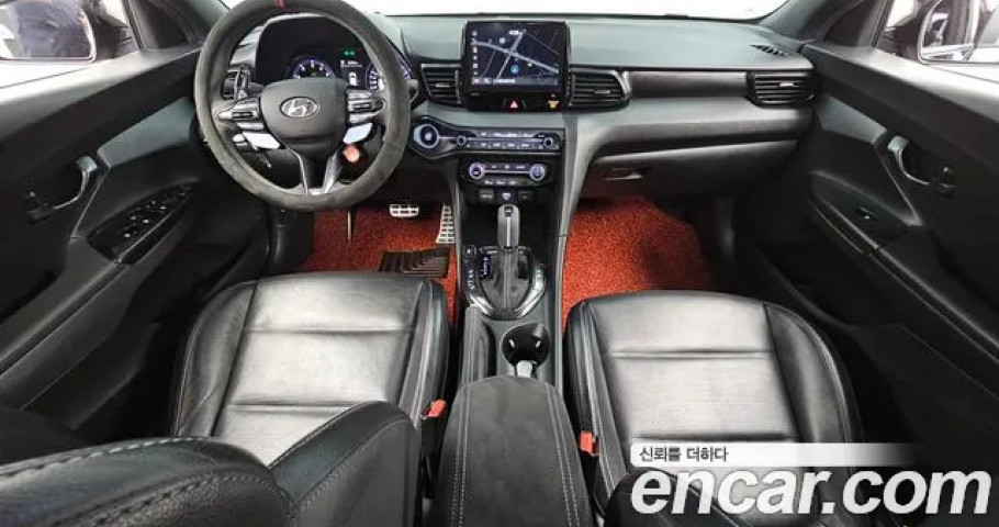 Hyundai Veloster 
