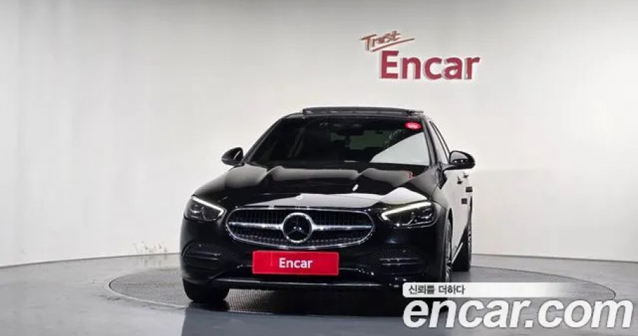 Mercedes-Benz C-Class 