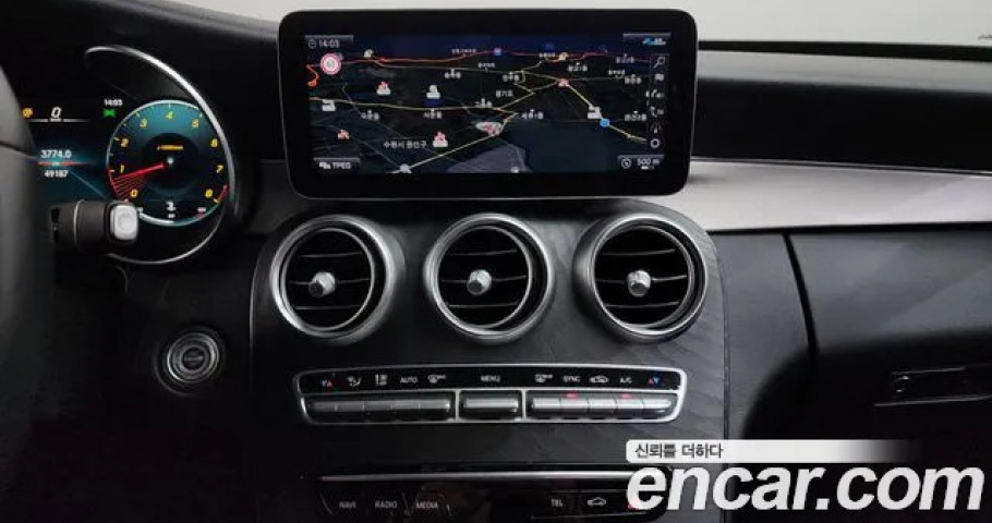 Mercedes-Benz C-Class 