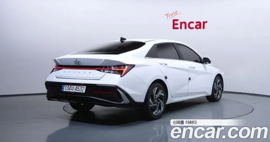 Hyundai Avante (Elantra) 