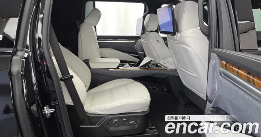 Cadillac Escalade 