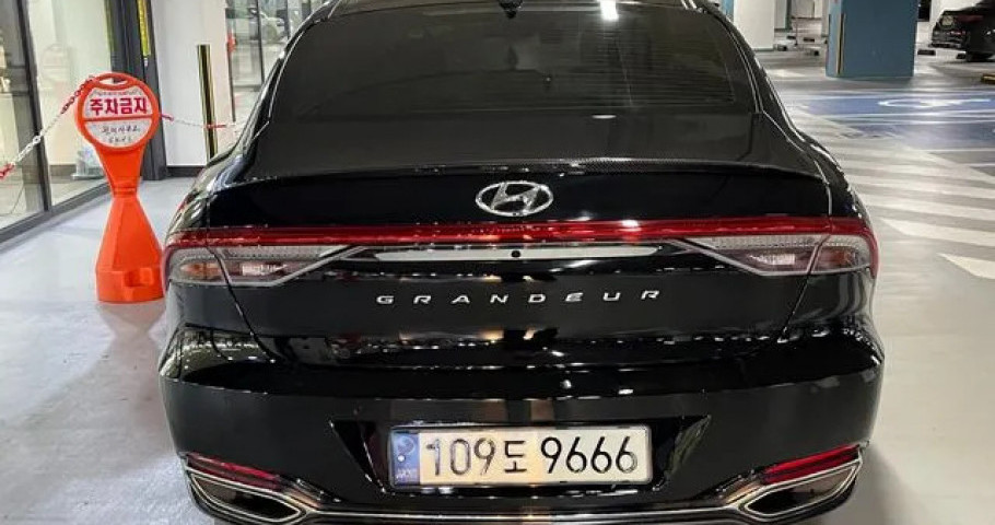 Hyundai Grandeur 