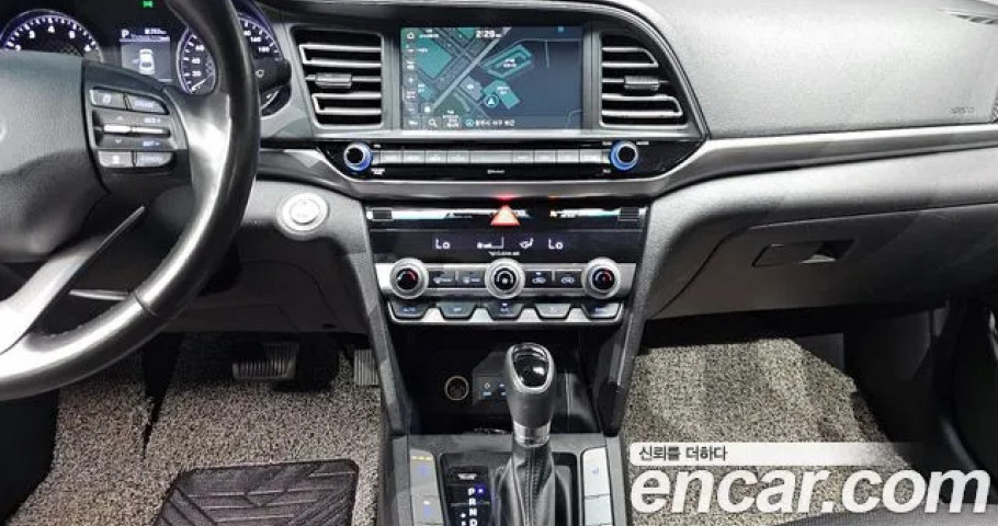 Hyundai Avante (Elantra) 