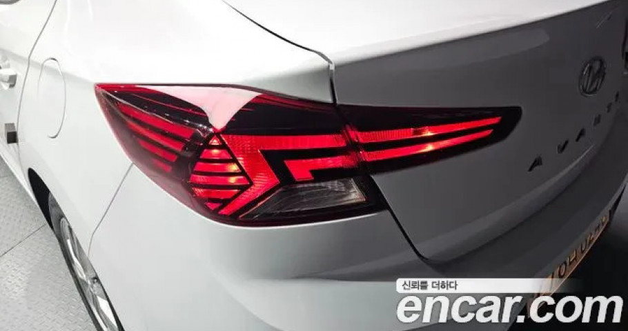 Hyundai Avante (Elantra) 