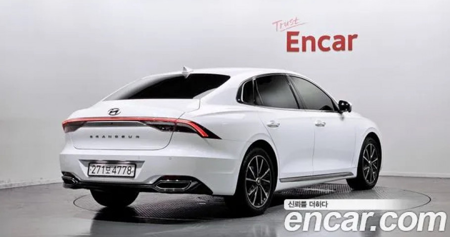 Hyundai Grandeur 