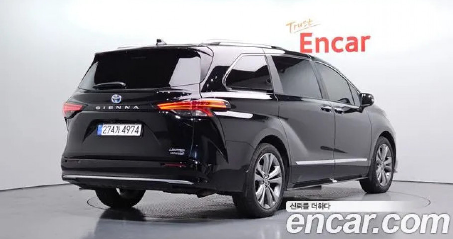 Toyota Sienna 