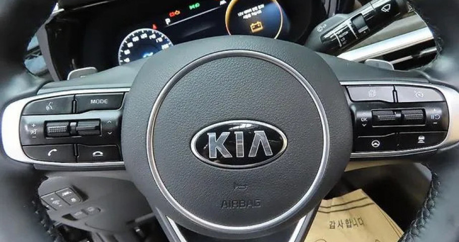 Kia K5 
