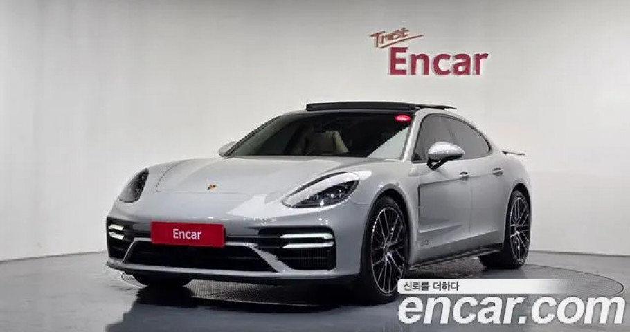 Porsche Panamera 