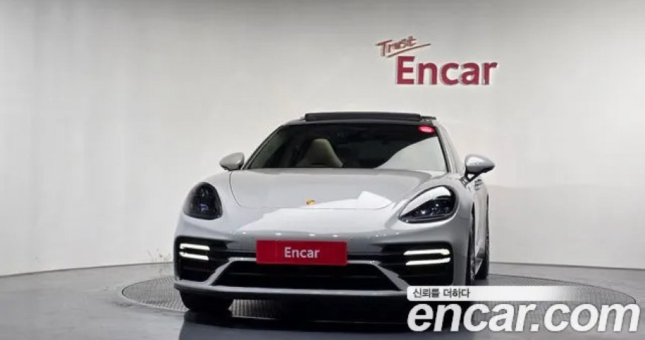 Porsche Panamera 