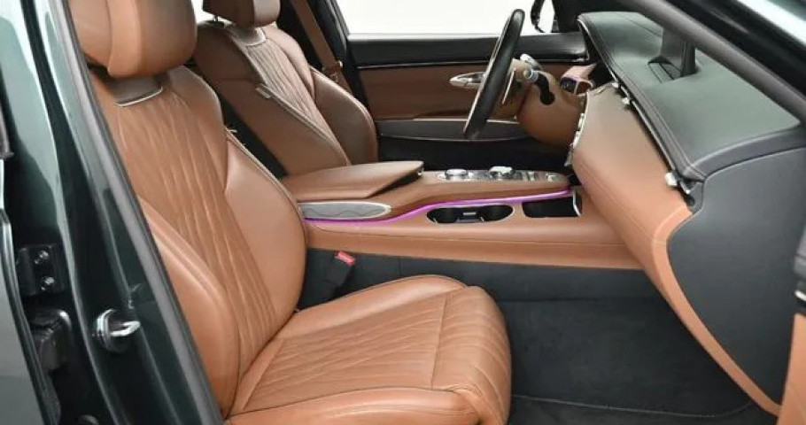 Genesis Gv70 