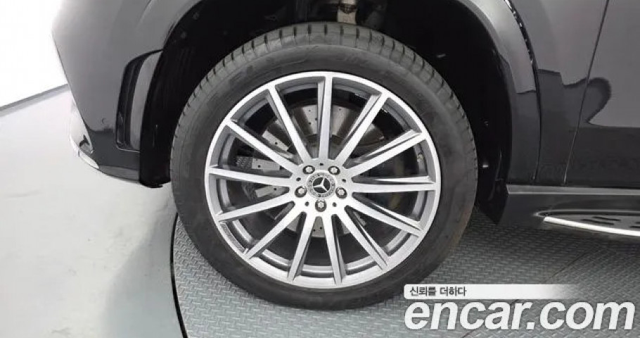 Mercedes-Benz Gls-Class 