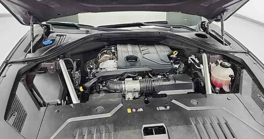 Genesis Gv70 