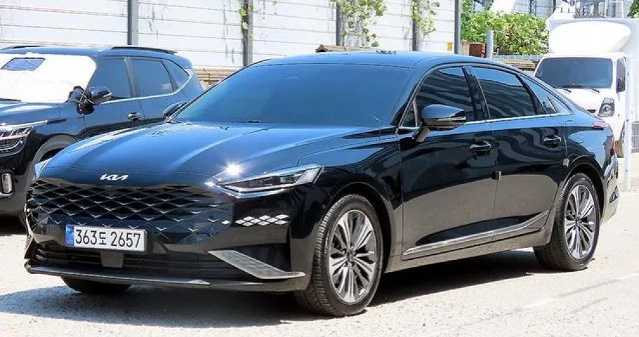 Kia K8 