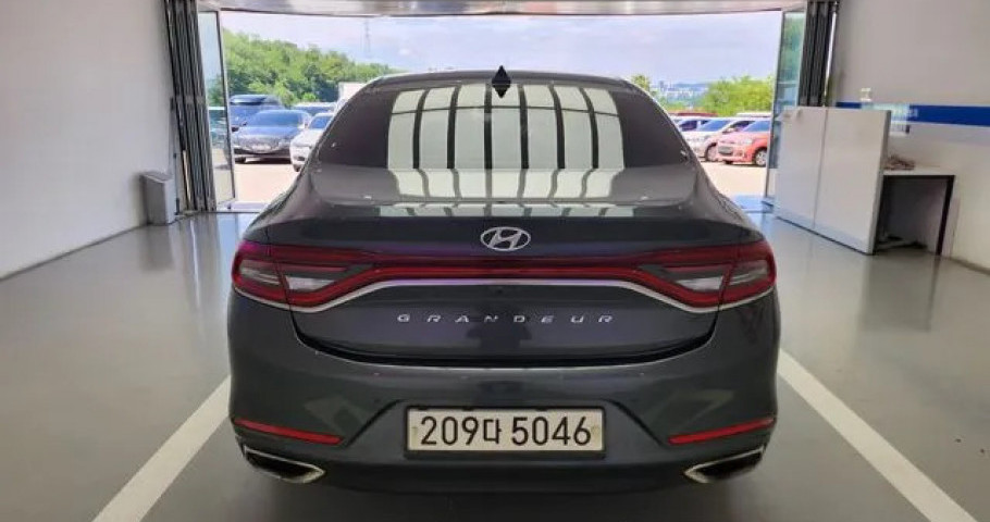 Hyundai Grandeur 
