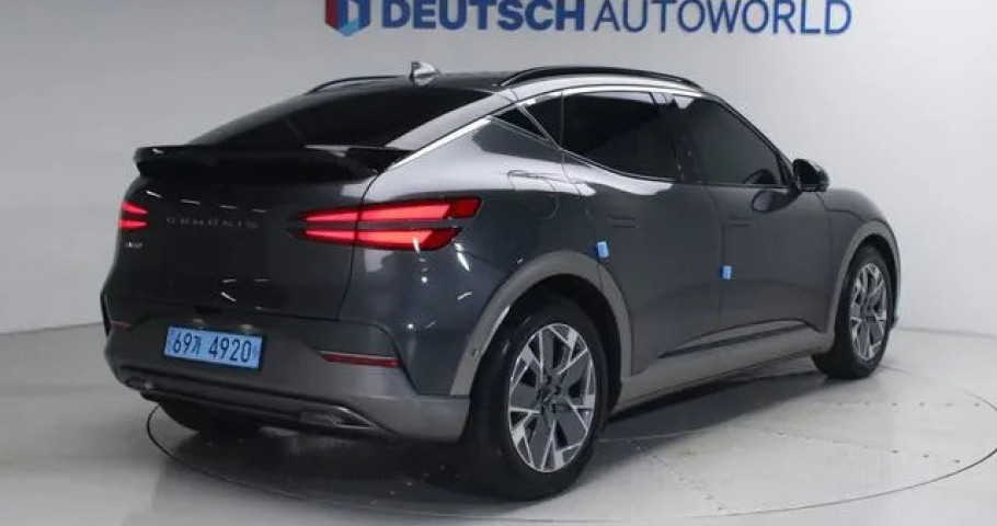 Genesis Gv60 