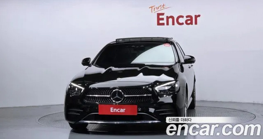 Mercedes-Benz E-Class 