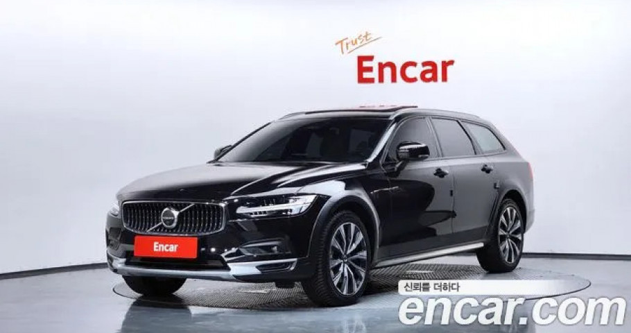 Volvo V90 
