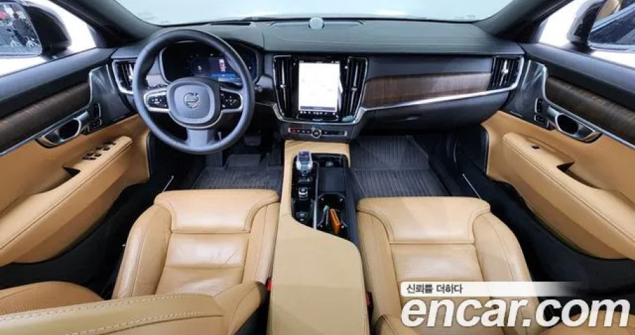 Volvo V90 