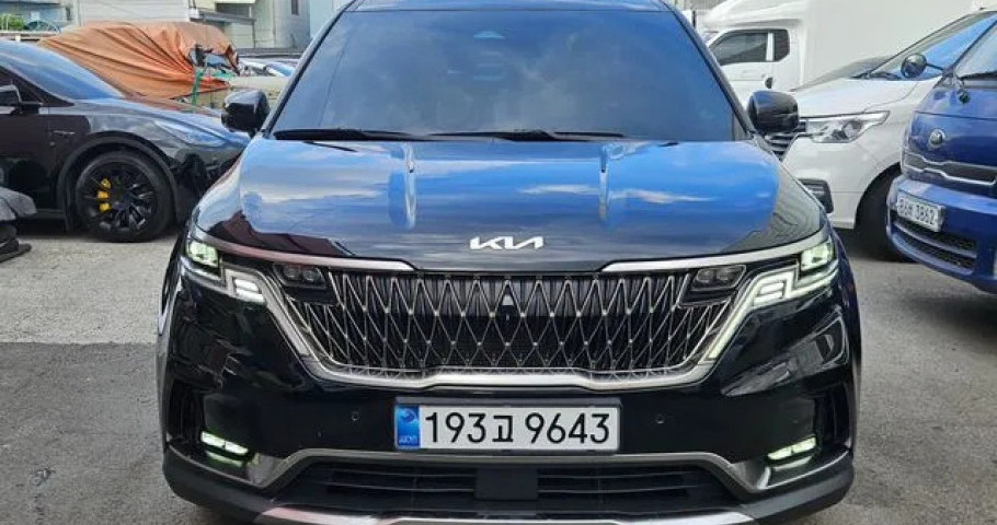 Kia Carnival 
