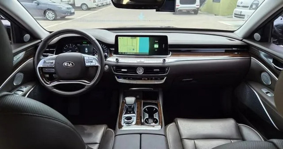 Kia K9 