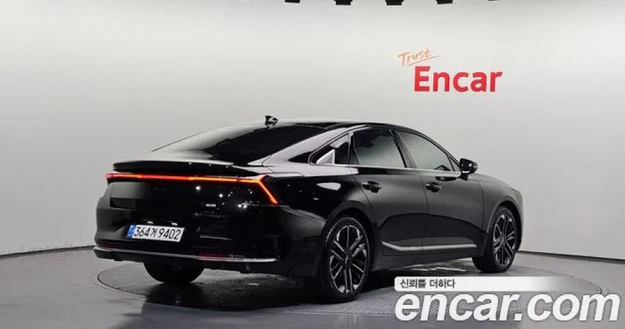 Kia K8 