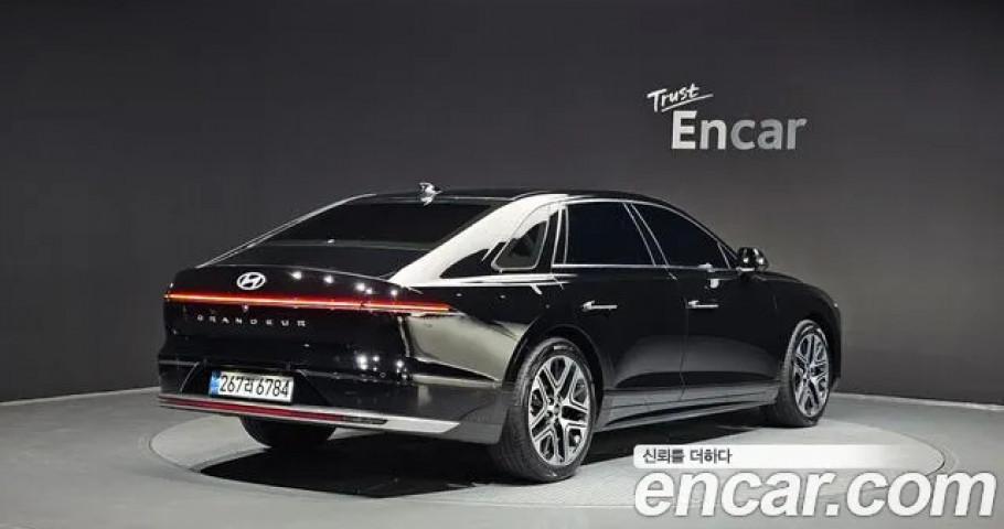 Hyundai Grandeur 