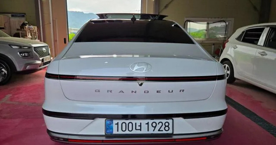 Hyundai Grandeur 