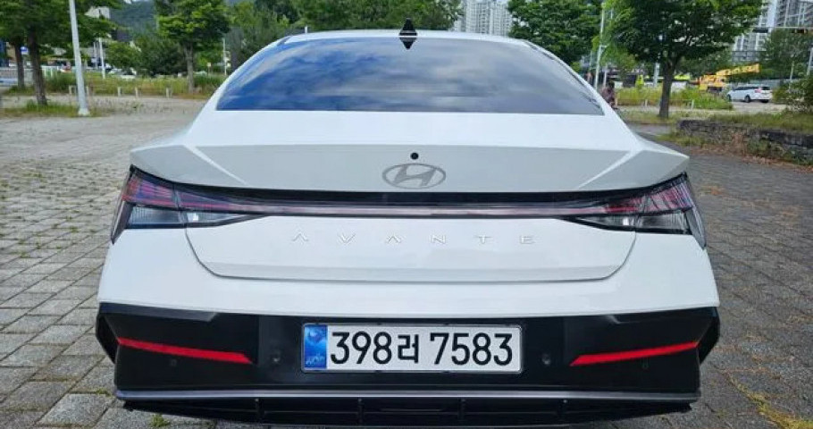 Hyundai Avante (Elantra) 