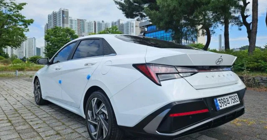 Hyundai Avante (Elantra) 