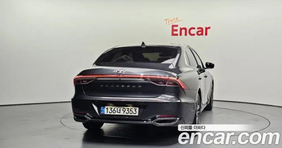Hyundai Grandeur 
