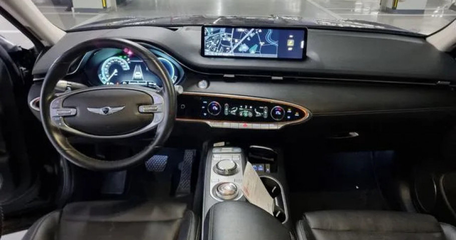 Genesis Gv70 