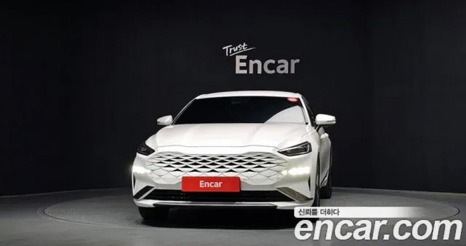 Kia K8 
