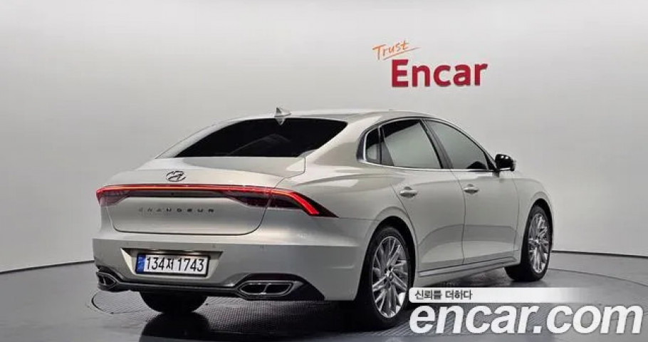 Hyundai Grandeur 