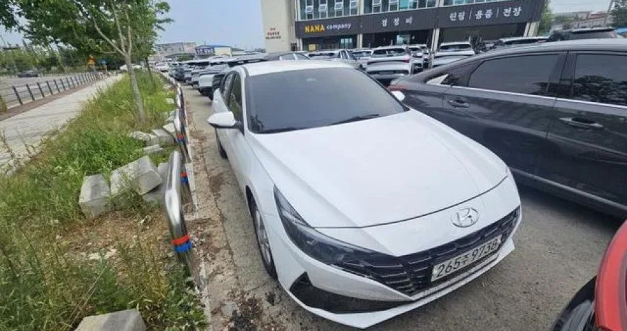 Hyundai Avante (Elantra) 