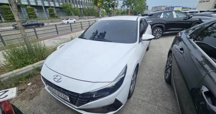 Hyundai Avante (Elantra) 