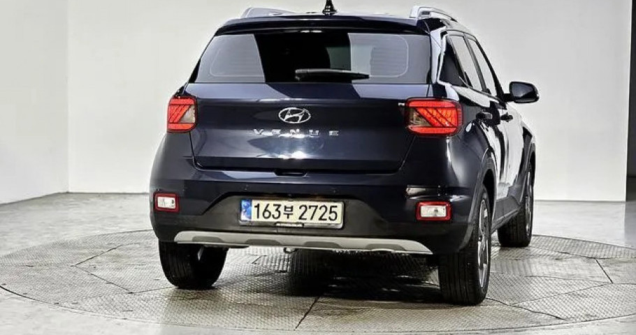 Hyundai Venue 