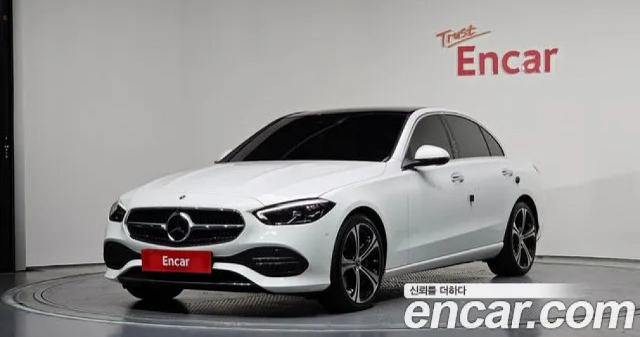 Mercedes-Benz C-Class 