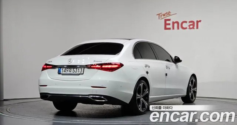 Mercedes-Benz C-Class 
