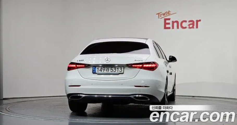 Mercedes-Benz C-Class 