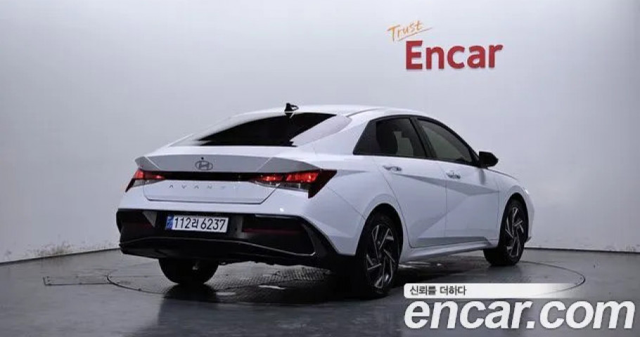 Hyundai Avante (Elantra) 
