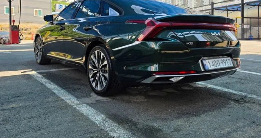 Kia K8 