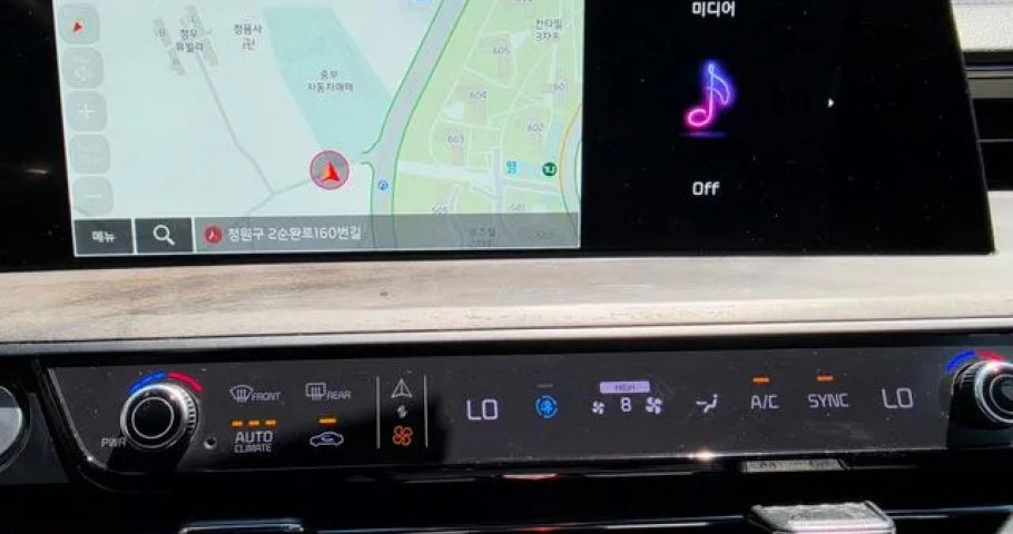 Kia K8 