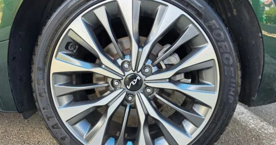 Kia K8 