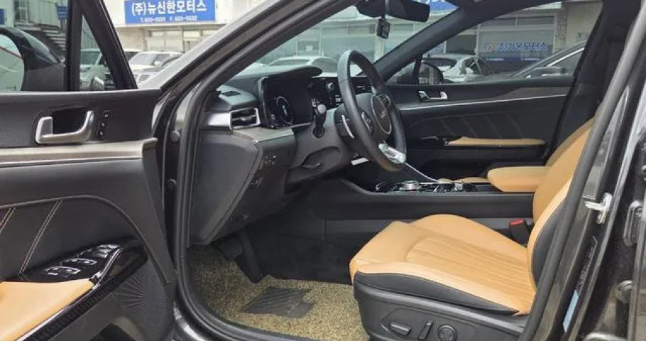 Kia K5 