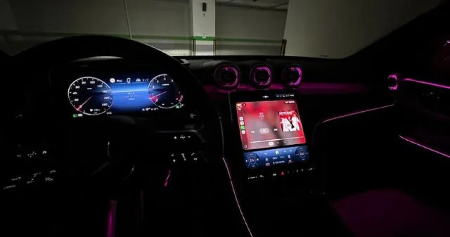 Mercedes-Benz C-Class 