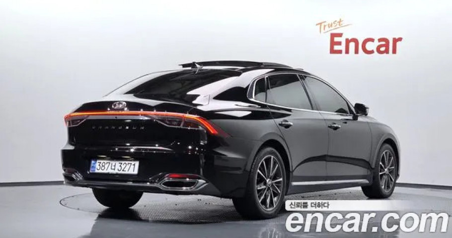 Hyundai Grandeur 