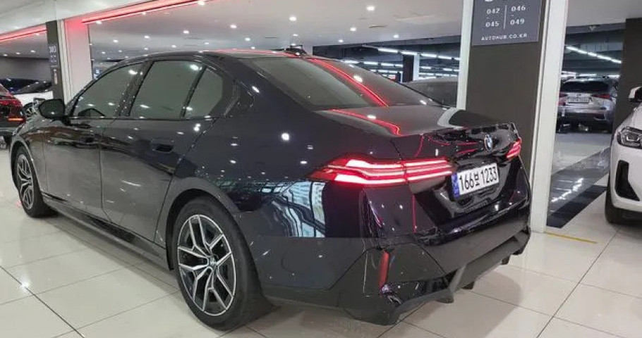 Bmw 5-Series 