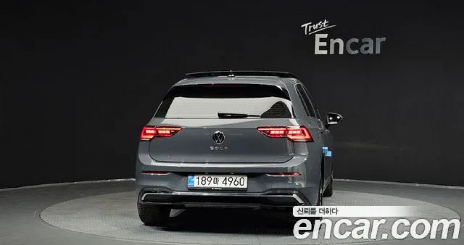Volkswagen Golf 
