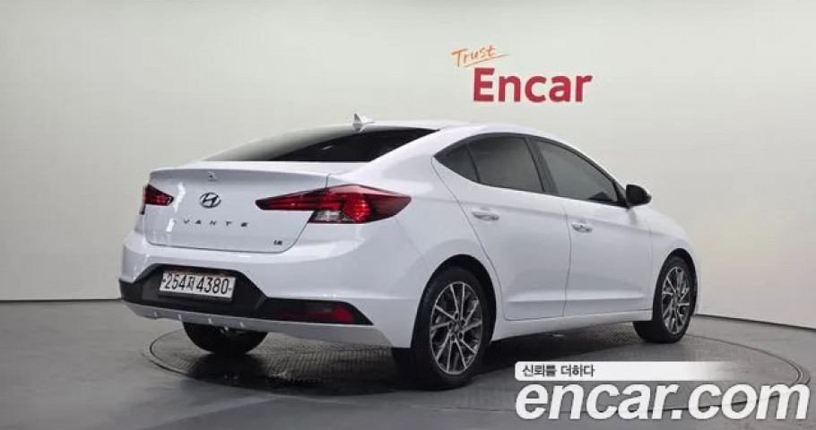 Hyundai Avante (Elantra) 